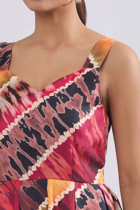 Buy_Naintara Bajaj_Multi Color Rayon Sweetheart Neck Abstract Print Maxi Dress 
