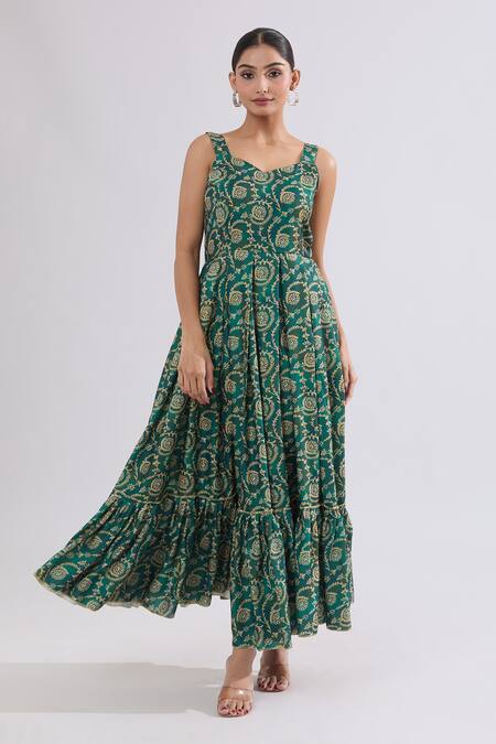 Buy_Naintara Bajaj_Green Rayon Sweetheart Neck Floral Vine Print Maxi Dress 