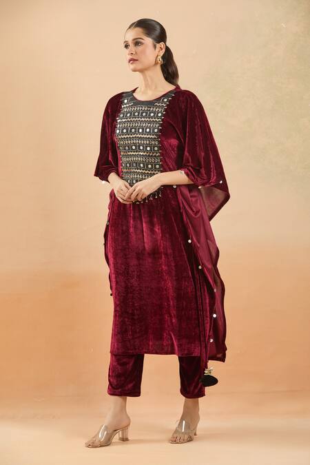 Samyukta Singhania_Maroon Velvet Cut Work Round Neck Hand Embellished Kaftan And Pant Set_Online_at_Aza_Fashions