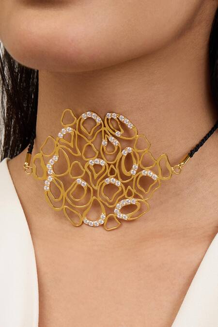 Buy_Mnsh_Gold Plated Cubic Zirconia Cutwork Pendant Necklace _Online_at_Aza_Fashions