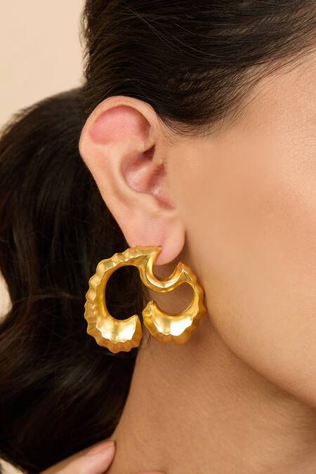 Shop_Mnsh_Gold Plated Wave Textured Large Earrings _Online_at_Aza_Fashions