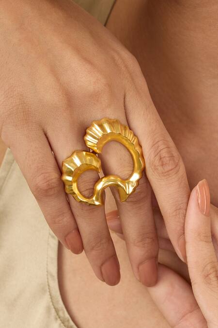 Shop_Mnsh_Gold Plated Wave Textured Ring _Online_at_Aza_Fashions