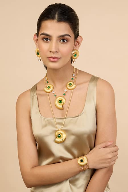 Mnsh Gold Plated Multicolor Glass Stone Seashell Necklace 