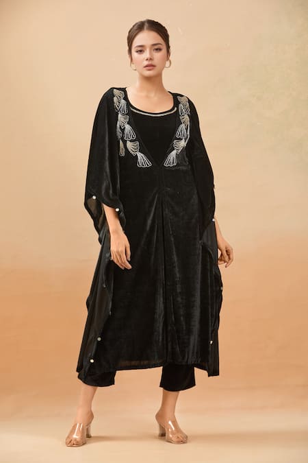 Samyukta Singhania Black Velvet Cut Work Plunge , Scoop Abstract Shell Kaftan Set 