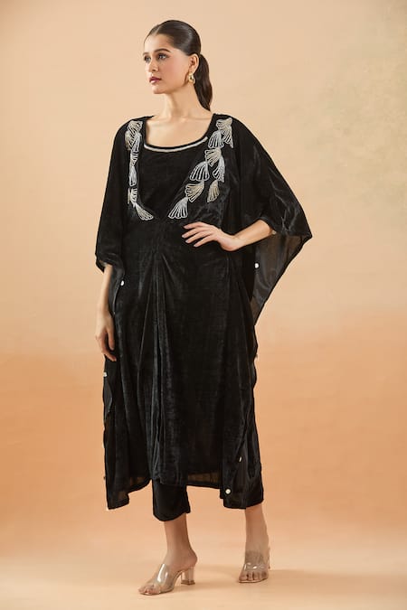 Buy_Samyukta Singhania_Black Velvet Cut Work Plunge , Scoop Abstract Shell Kaftan Set _Online_at_Aza_Fashions