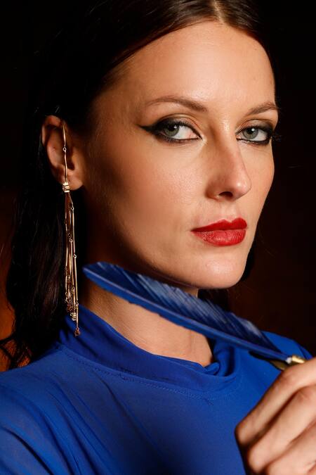 Buy Mnsh Gold Plated Crystals Cubic Zirconia Flow Ear Cuffs Online at Aza Fashions Buy_Mnsh_Gold Plated Crystals Cubic Zirconia Flow Ear Cuffs_Online_at_Aza_Fashions