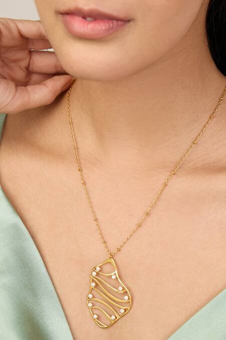 Mnsh_Gold Plated Wave Pendant Necklace With Cz Stones_at_Aza_Fashions