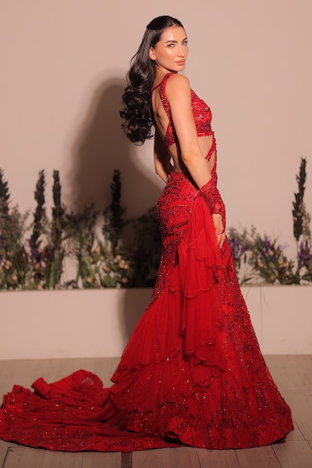 Kaynaat By Aanchal Sawhney_Red Net Tassels, Stones, Sequins, Crystals Plunge Neck Embroidered Lehenga Set _Online_at_Aza_Fashions