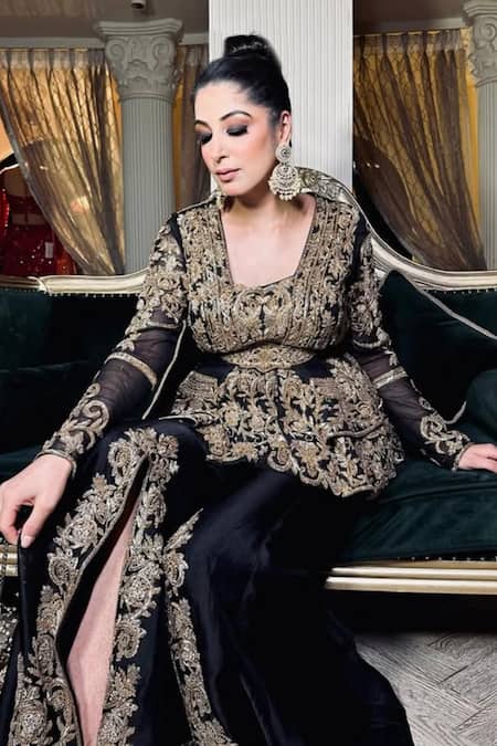 Kaynaat By Aanchal Sawhney_Black Silk, Organza Beads, Crystals, Cut Work, Embroidered Peplum Kurta Set _Online_at_Aza_Fashions