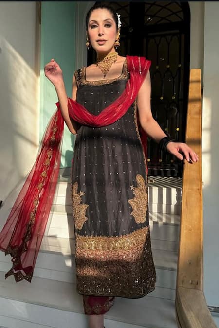 Buy_Kaynaat By Aanchal Sawhney_Black Organza, Net, Crepe Embroidery, Mirrors Square Neck Aari Kurta Set _Online_at_Aza_Fashions