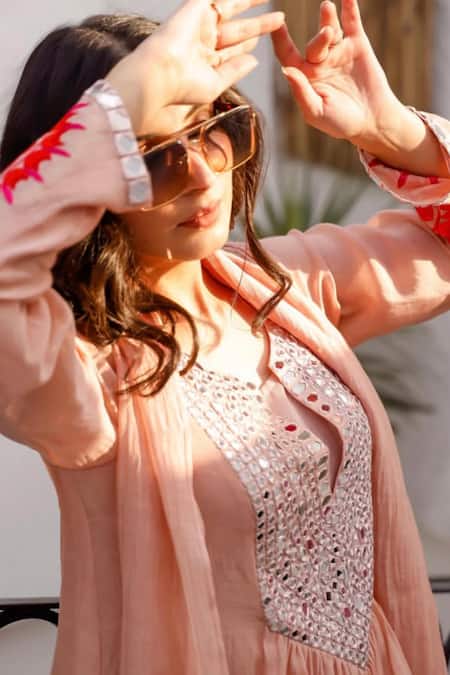 Buy_Kaynaat By Aanchal Sawhney_Peach Chanderi Embroidery, Mirrors Split V-neck Kurta Set _Online_at_Aza_Fashions