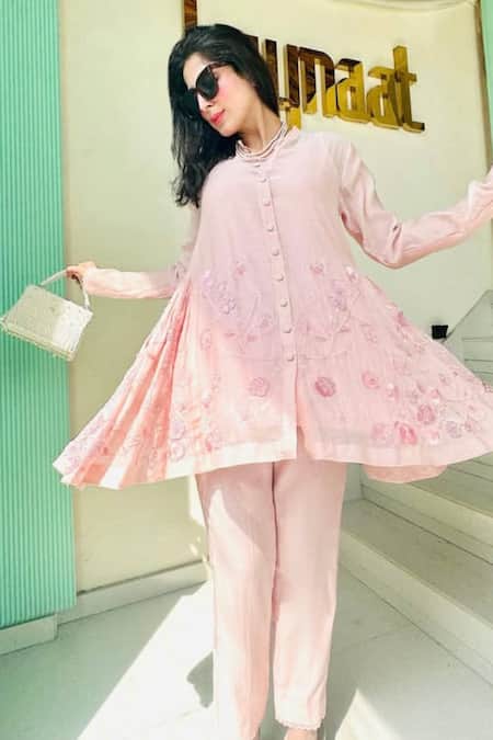 Shop_Kaynaat By Aanchal Sawhney_Pink Chanderi Cut Work, Beads Mandarin Floral Embroidered Peplum Kurta Set _Online_at_Aza_Fashions