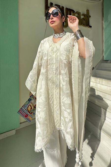Buy Kaynaat By Aanchal Sawhney White Organza Pearls, Embroidery Floral Lace Embellished Kaftan And Pant Set Online at Aza Fashions Buy_Kaynaat By Aanchal Sawhney_White Organza Pearls, Embroidery Floral Lace Embellished Kaftan And Pant Set _Online_at_Aza_Fashions
