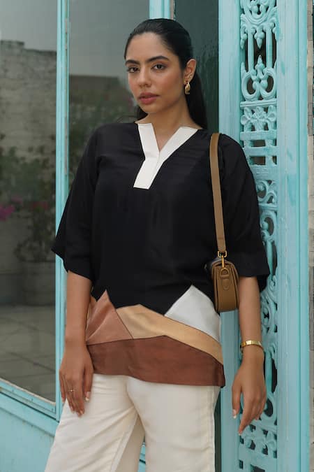 Buy_Keoo_Black Silk, Taffeta Split V-neck Beige And Patched Panel Top & Flared Pant