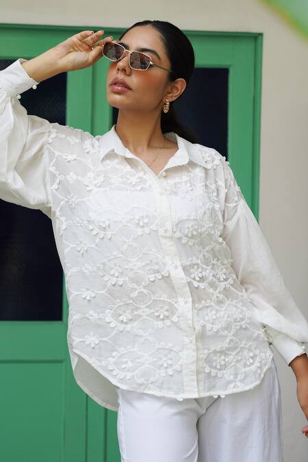 Buy_Keoo_White Cotton, Muslin Embroidery Collared 3d Bloom Lace Shirt And Pant Set_Online_at_Aza_Fashions