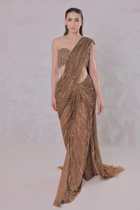 Kaynaat By Aanchal Sawhney Crystal Embellished Pre-Draped Saree Set 