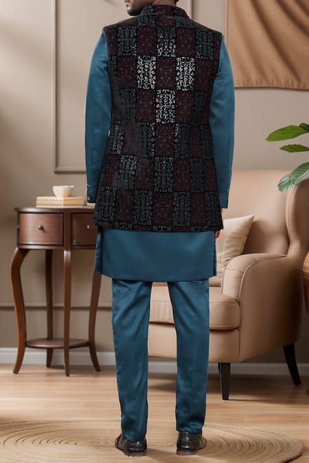 Arihant Rai Sinha Embroidered Nehru Jacket Set 
