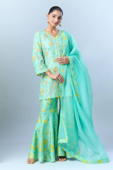 Archana Shah Green Beads, Sequins, Pearls V-neck Floral Print Jacket Kurta Set Online at Aza Fashions Archana Shah_Green Beads, Sequins, Pearls V-neck Floral Print Jacket Kurta Set _Online_at_Aza_Fashions