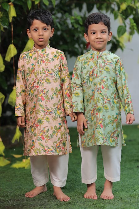 Buy_Shruti Jalan_Green Chanderi, Cotton Forest Print Kurta Set _Online_at_Aza_Fashions