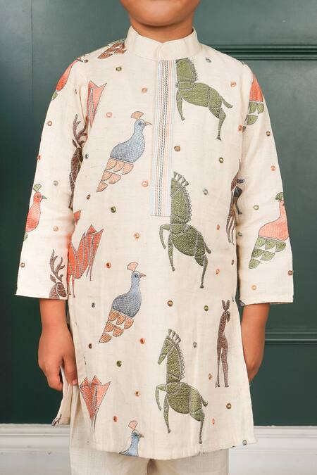 Shruti Jalan_Cream Chanderi, Cotton, Silk Embroidery Bird Motif Kurta Set _at_Aza_Fashions