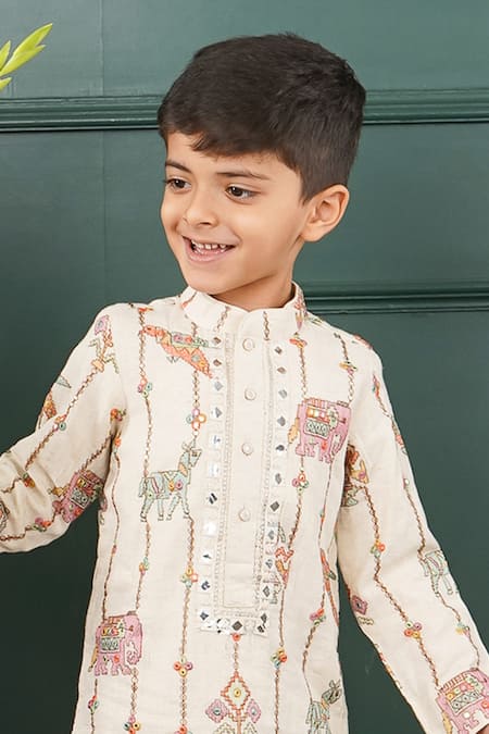 Shruti Jalan_Cream Linen, Cotton Mirrors, Embroidery Kurta Set _Online_at_Aza_Fashions