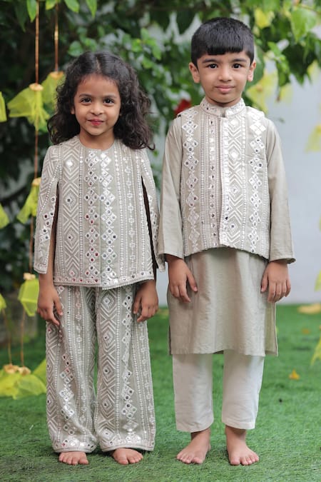 Buy_Shruti Jalan_Beige Cotton, Georgette Mirrors, Embroidery Bundi And Kurta Set _Online_at_Aza_Fashions