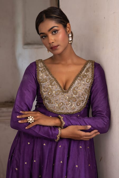 Enamour By Radha_Purple Chiffon, Silk Sequins, Beads, Zari V-neck Paisley Zardozi Anarkali Set _Online_at_Aza_Fashions