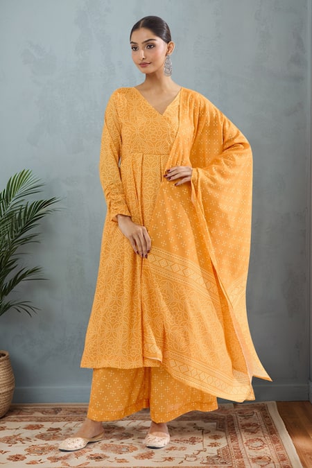 Samyukta Singhania Floral Bandhani Angarkha Kurta Set 