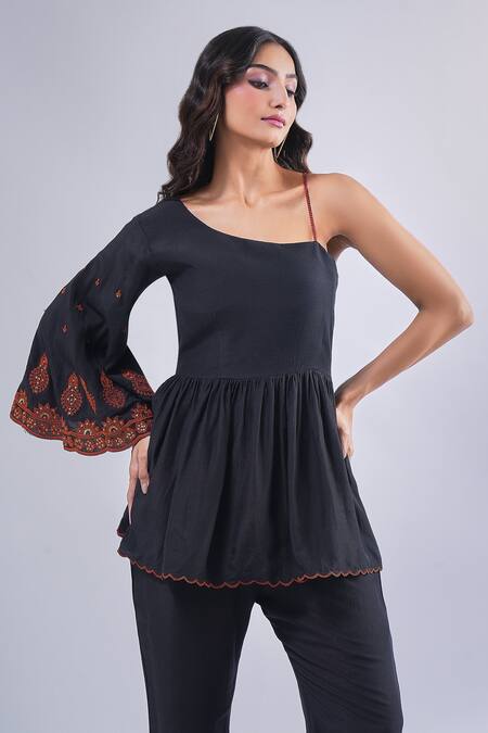Samyukta Singhania_Black Cotton, Silk Embroidery Asymmetric Floral Peplum Tunic Set_Online_at_Aza_Fashions