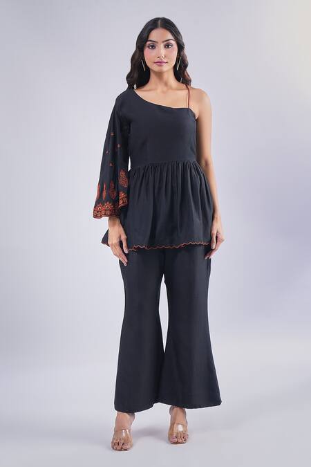 Buy_Samyukta Singhania_Black Cotton, Silk Embroidery Asymmetric Floral Peplum Tunic Set