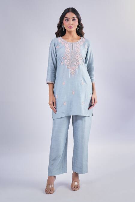 Samyukta Singhania Blue Cotton, Silk Embroidery Round Neck Floral Dori Kurta Set at Aza Fashions Samyukta Singhania_Blue Cotton, Silk Embroidery Round Neck Floral Dori Kurta Set_at_Aza_Fashions