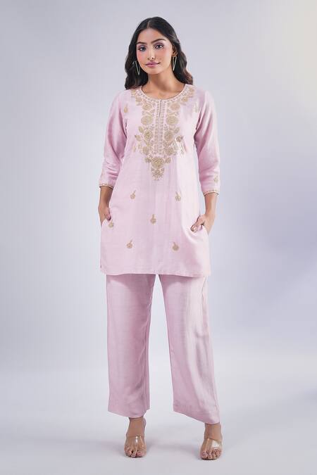Buy_Samyukta Singhania_Pink Cotton, Silk Embroidery Round Neck Floral Dori Kurta And Pant Set_Online_at_Aza_Fashions