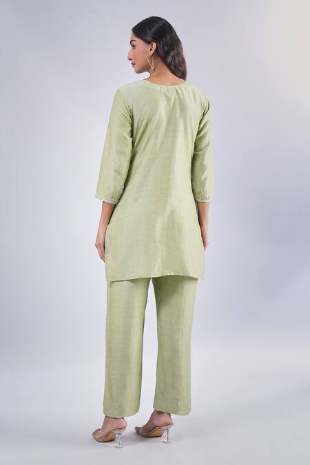 Shop Samyukta Singhania Green Cotton, Silk Embroidery Round Neck Floral Dori Kurta Set at Aza Fashions Shop_Samyukta Singhania_Green Cotton, Silk Embroidery Round Neck Floral Dori Kurta Set_at_Aza_Fashions