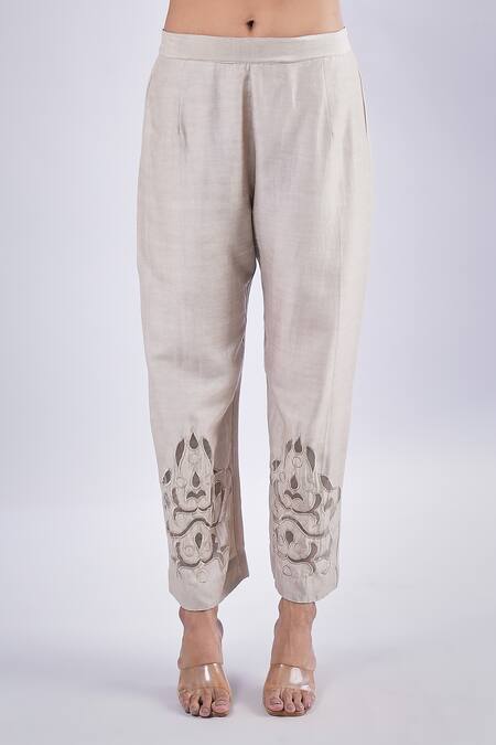 Samyukta Singhania Gray Cotton, Silk Embroidery Mandarin Collar Grey Flower Kurta And Pant Set at Aza Fashions Samyukta Singhania_Gray Cotton, Silk Embroidery Mandarin Collar Grey Flower Kurta And Pant Set_at_Aza_Fashions