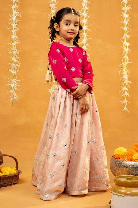 Shop JILMIL DREAMWEAR Peach Organza, Silk Mirrors, Sequins, Geometric Embroidered Lehenga With Top Online at Aza Fashions Shop_JILMIL DREAMWEAR_Peach Organza, Silk Mirrors, Sequins, Geometric Embroidered Lehenga With Top _Online_at_Aza_Fashions