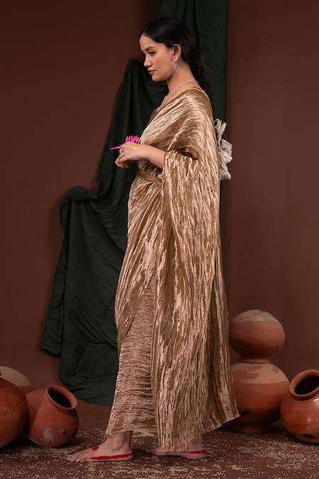 Chambray & CO. Gold Silk Crushed Texture Pre-draped Saree Online at Aza Fashions Chambray & CO._Gold Silk Crushed Texture Pre-draped Saree _Online_at_Aza_Fashions
