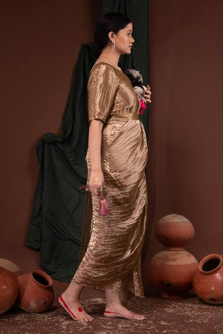 Buy Chambray & CO. Gold Silk Crushed Texture Pre-draped Saree Buy_Chambray & CO._Gold Silk Crushed Texture Pre-draped Saree