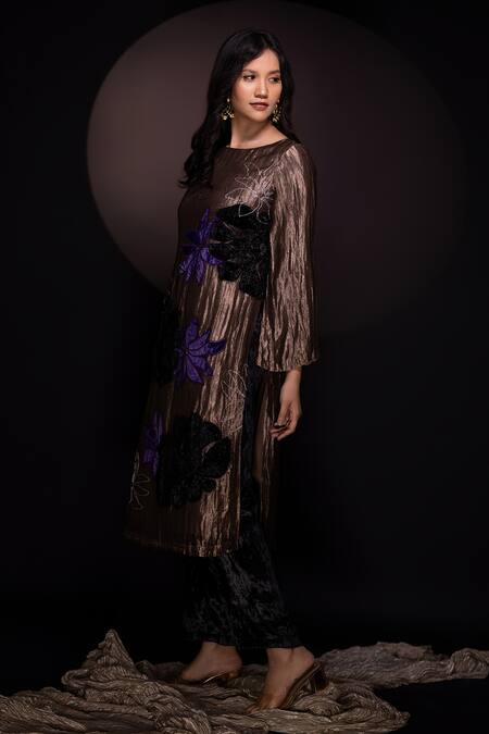 Chambray & CO. Gold Silk, Velvet Embroidery Round Neck And Black Applique Kurta Set at Aza Fashions Chambray & CO._Gold Silk, Velvet Embroidery Round Neck And Black Applique Kurta Set _at_Aza_Fashions