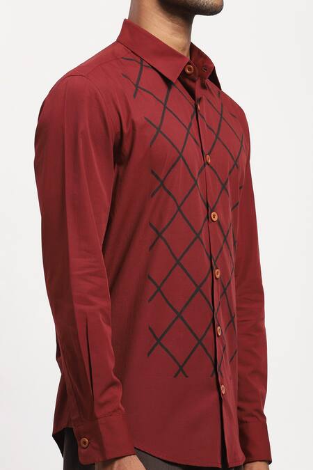 Abraham And Thakore_Red Pure Cotton Trellis Block Print Shirt _at_Aza_Fashions