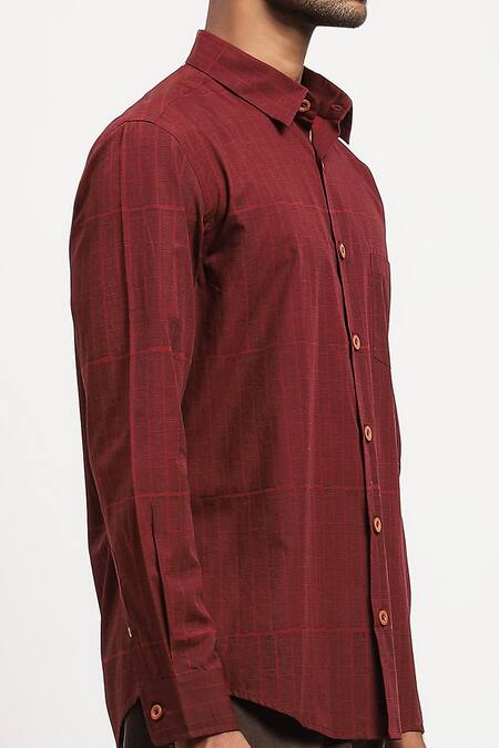 Shop_Abraham And Thakore_Red Pure Cotton Rows Block Print Collared Shirt _Online_at_Aza_Fashions