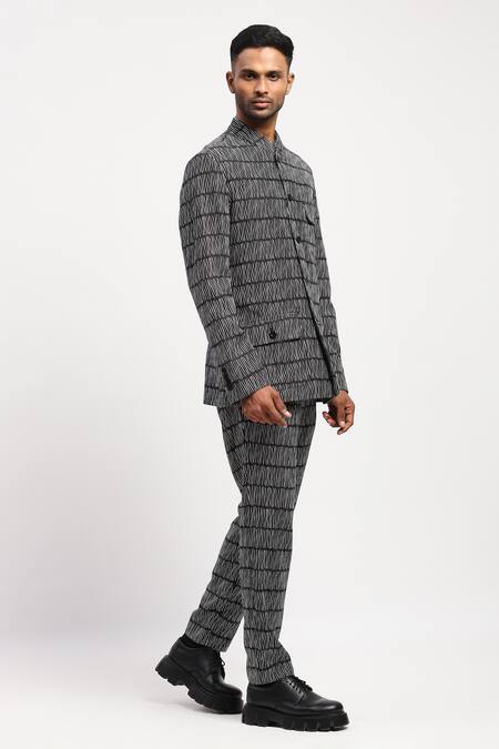 Abraham And Thakore Black Viscose Geometric Wanton Scribble Print Jacket Online at Aza Fashions Abraham And Thakore_Black Viscose Geometric Wanton Scribble Print Jacket_Online_at_Aza_Fashions