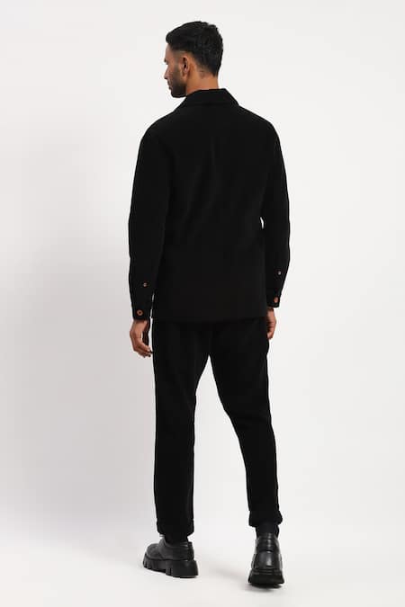 Abraham And Thakore Solid Pattern Collared Jacket 