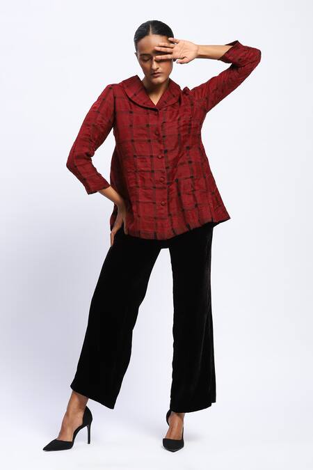 Abraham And Thakore_Red Geometric Collar Basket Weave Applique Jacket _Online_at_Aza_Fashions