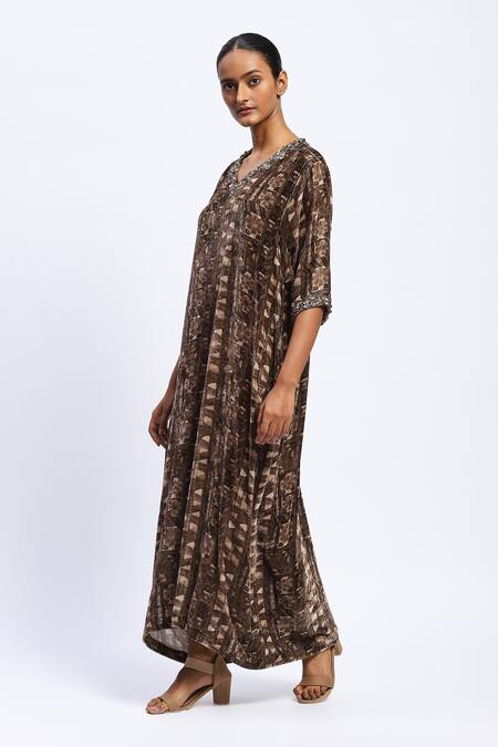 Abraham And Thakore_Brown Velvet Sequins V-neck Rabari Geometric Print Kaftan_Online_at_Aza_Fashions