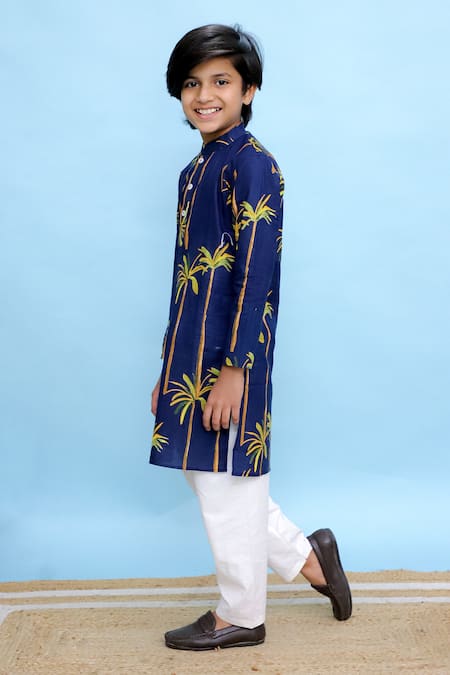 Kalp_Blue Cotton Elephant Palm Tree Printed Kurta And Pant Set _Online_at_Aza_Fashions