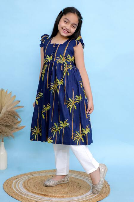 Buy Kalp White Cotton, Georgette Embroidery Navy Palm Tree Print Cape Kurta Set Online at Aza Fashions Buy_Kalp_White Cotton, Georgette Embroidery Navy Palm Tree Print Cape Kurta Set _Online_at_Aza_Fashions