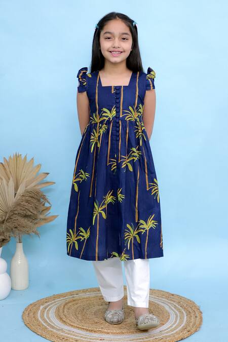 Shop Kalp White Cotton, Georgette Embroidery Navy Palm Tree Print Cape Kurta Set Online at Aza Fashions Shop_Kalp_White Cotton, Georgette Embroidery Navy Palm Tree Print Cape Kurta Set _Online_at_Aza_Fashions