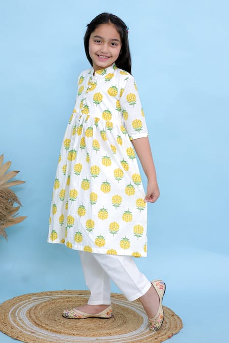 Kalp_White Cotton Floral Butta Gul Print Cape Kurta With Pant _Online_at_Aza_Fashions