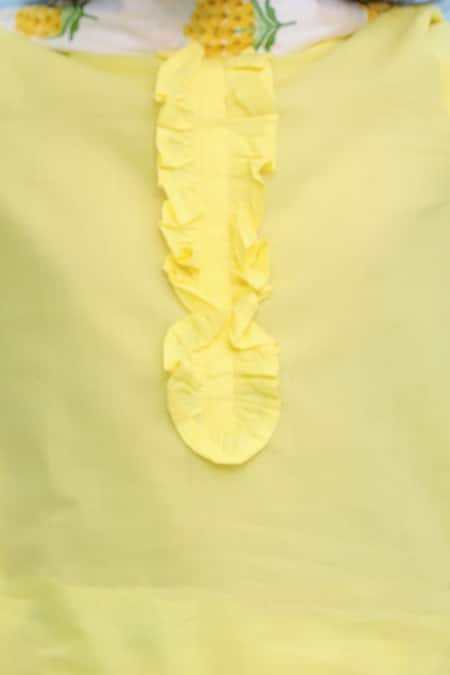 Kalp_Yellow Cotton Gota Patti Floral Embellished Kurta Set _Online_at_Aza_Fashions