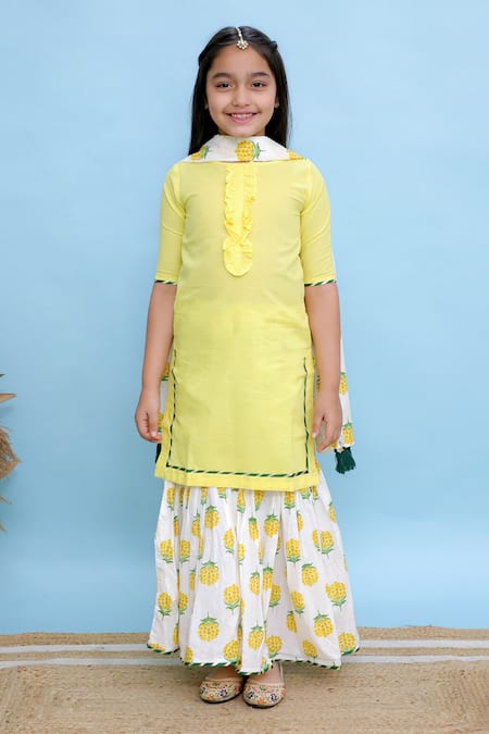 Shop_Kalp_Yellow Cotton Gota Patti Floral Embellished Kurta Set _Online_at_Aza_Fashions